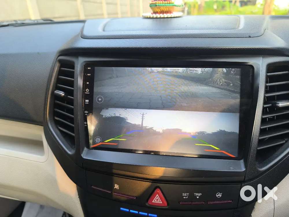 Mahindra Xuv300 W6 Ds Bs6 Mt  Well Maintained