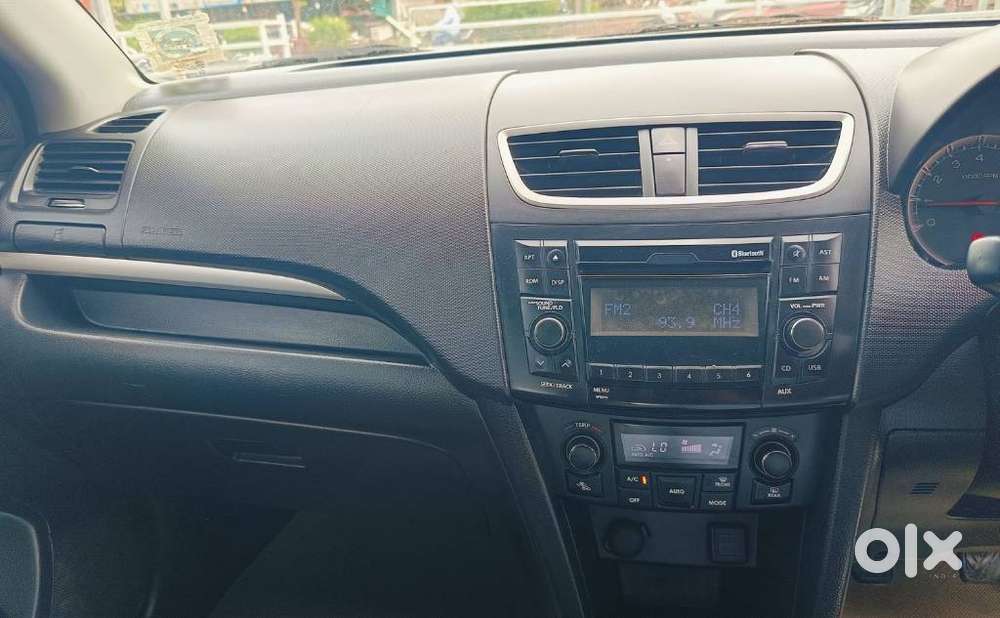 Maruti Suzuki Swift Zxi, 2017, Petrol
