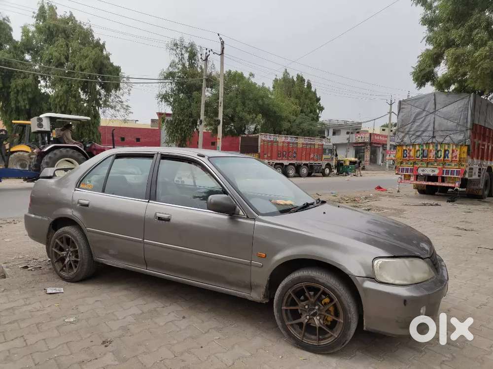 Honda City Petrol Manual 2nd Owner 2004