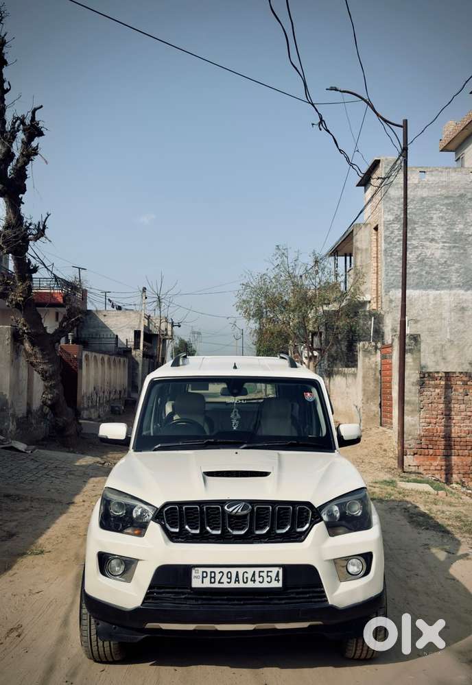 Mahindra Scorpio 2017 Diesel Manual