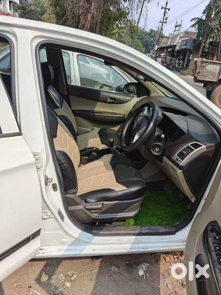 Hyundai I20 2011 Petrol Well Maintained