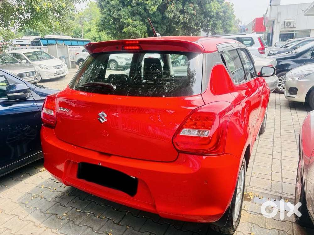 Maruti Suzuki Swift Zxi Plus Amt Dual Tone, 2018, Petrol