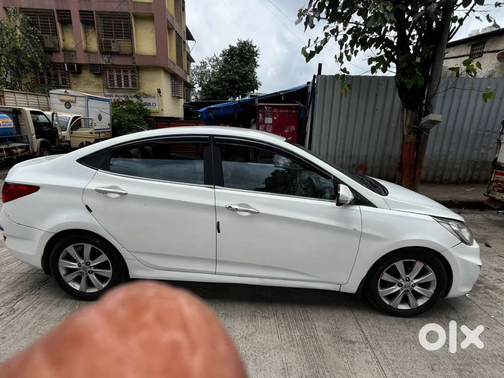 Hyundai Fluidic Verna 2011