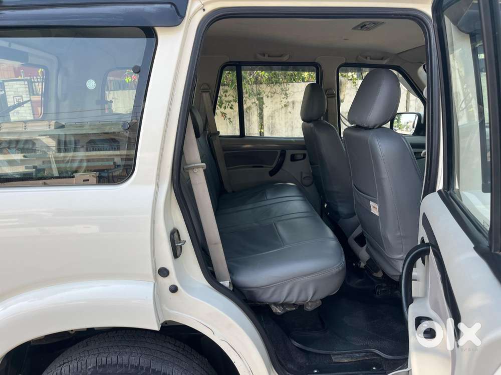 Mahindra Scorpio S7 140, 2016, Diesel