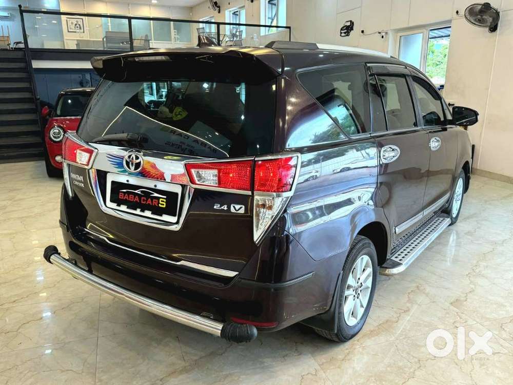 Toyota Innova Crysta 2.4 V 7 Str, 2017, Diesel