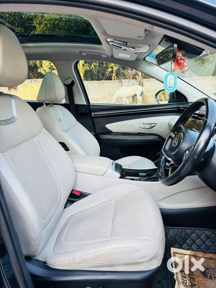 Hyundai Tucson Signature 2.0 At Petrol Dual Tone, 2022, Petrol