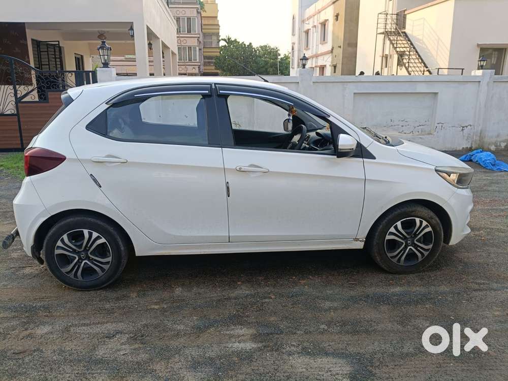 Tata Tiago 1.05 Revotorq Xb, 2021, Petrol