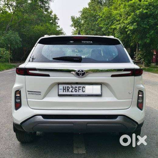 Toyota Urban Cruiser Hyryder 1.5 V Neo Drive Awd, 2023, Petrol