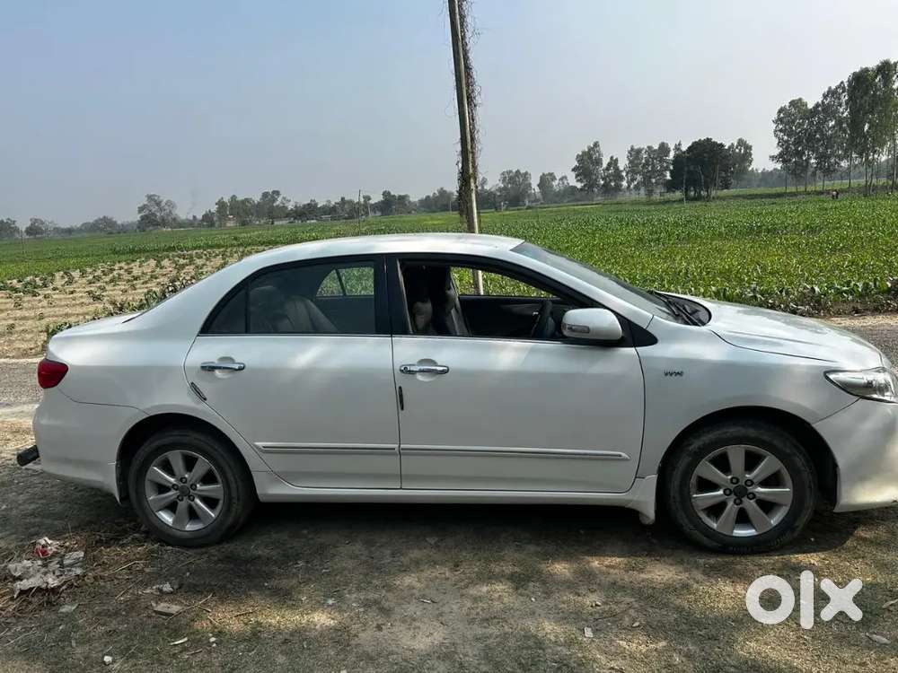 Toyota Corolla Altis 2014