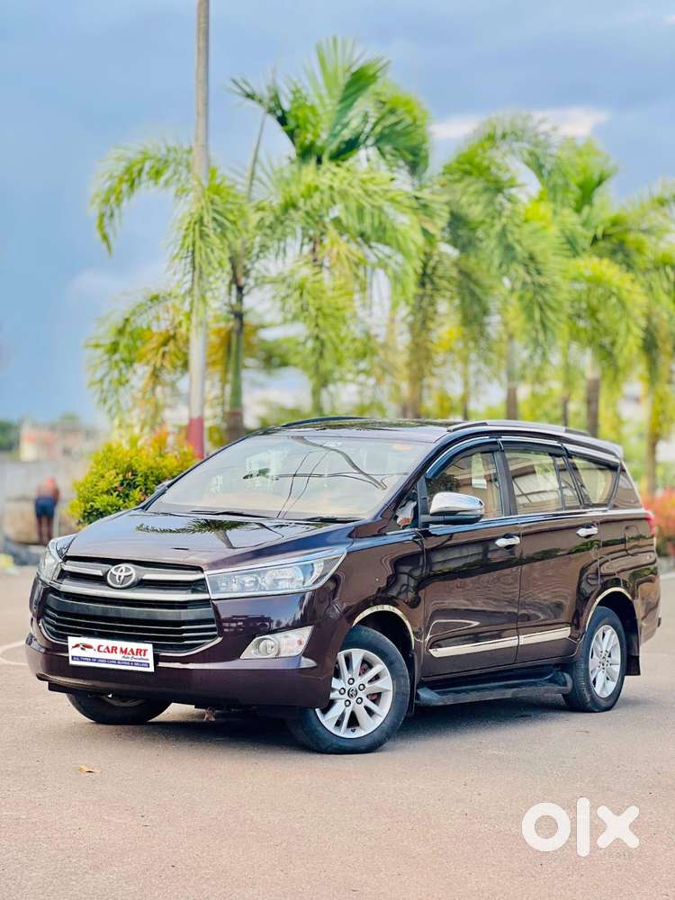 Toyota Innova Crysta 2.4 G Mt, 2019, Diesel
