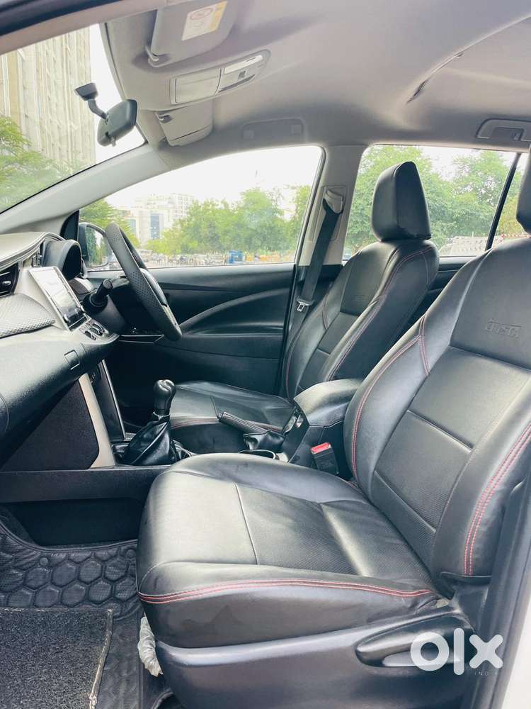 Toyota Innova Crysta 2.4 G Mt 8s, 2021, Diesel