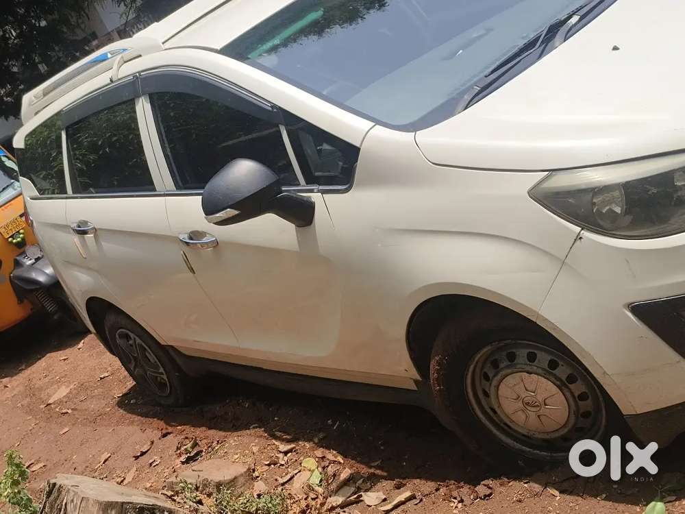 Mahindra Marazzo 2020 Diesel 140000 Km Driven