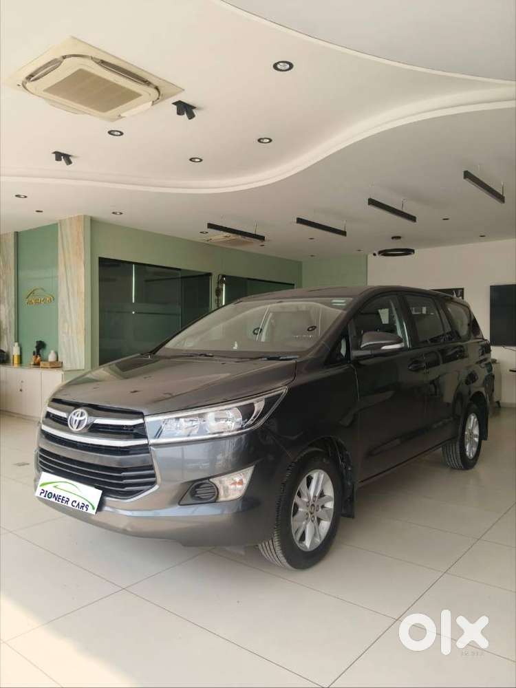Toyota Innova Crysta 2.8 Gx At, 2017, Diesel