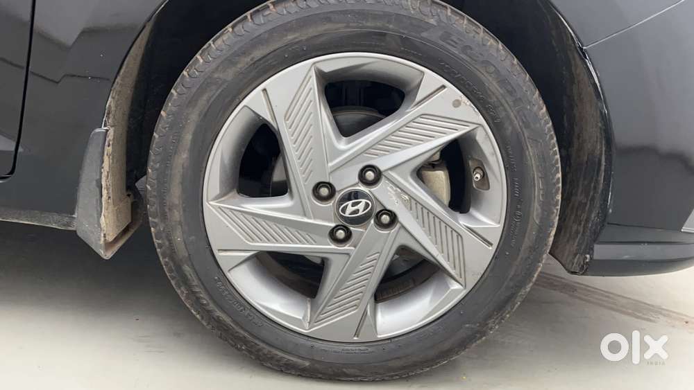 Hyundai Verna 1.5 Sx Ivt, 2022, Petrol