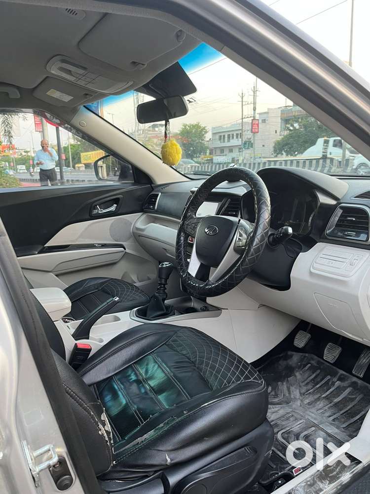 Mahindra Xuv300 W8, 2021, Petrol