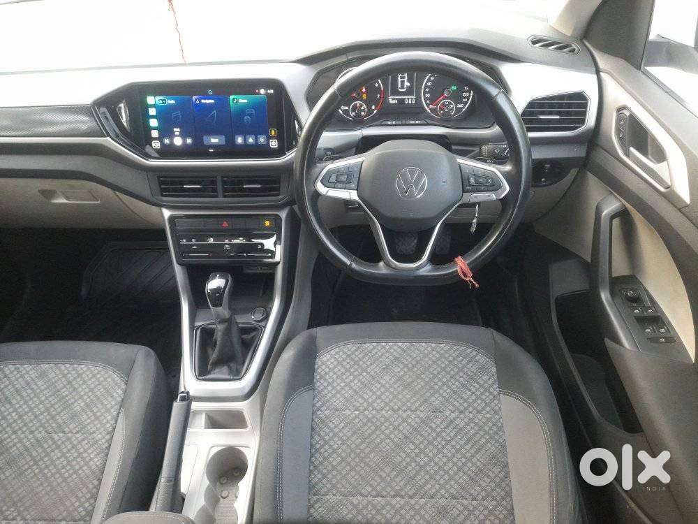Volkswagen Taigun 1.0 Tsi Highline At, 2024, Petrol
