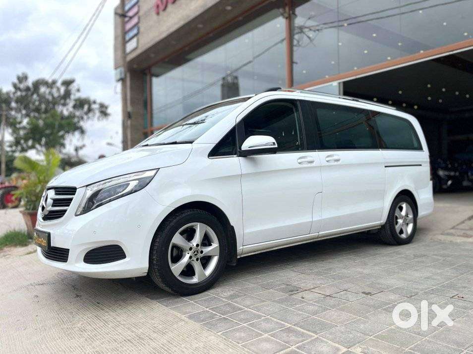 Mercedes-benz V-class 2.1 220 Expression Diesel At, 2019, Diesel