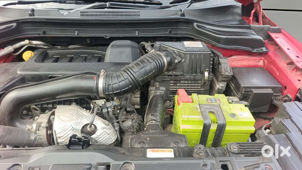 Mahindra Xuv300 W8 (o) 1.5 Diesel Amt, 2022, Diesel