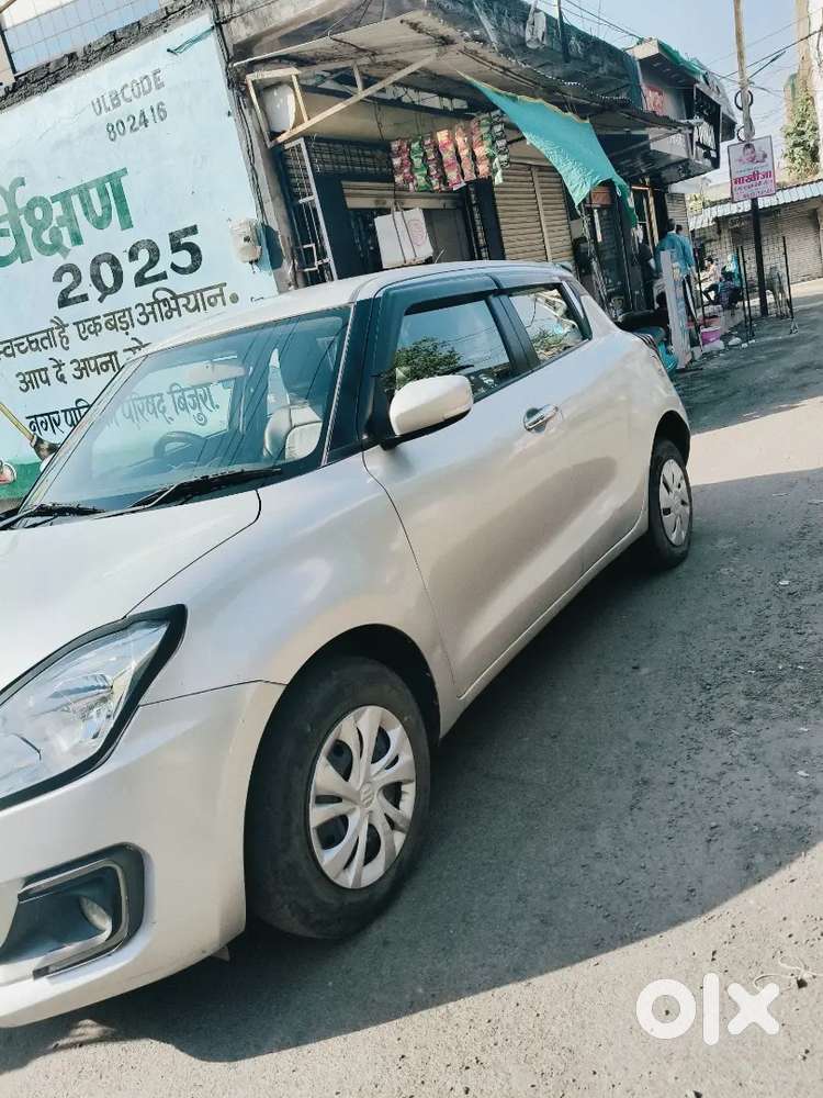 Maruti Suzuki Swift 2021 Petrol 70000 Km Driven