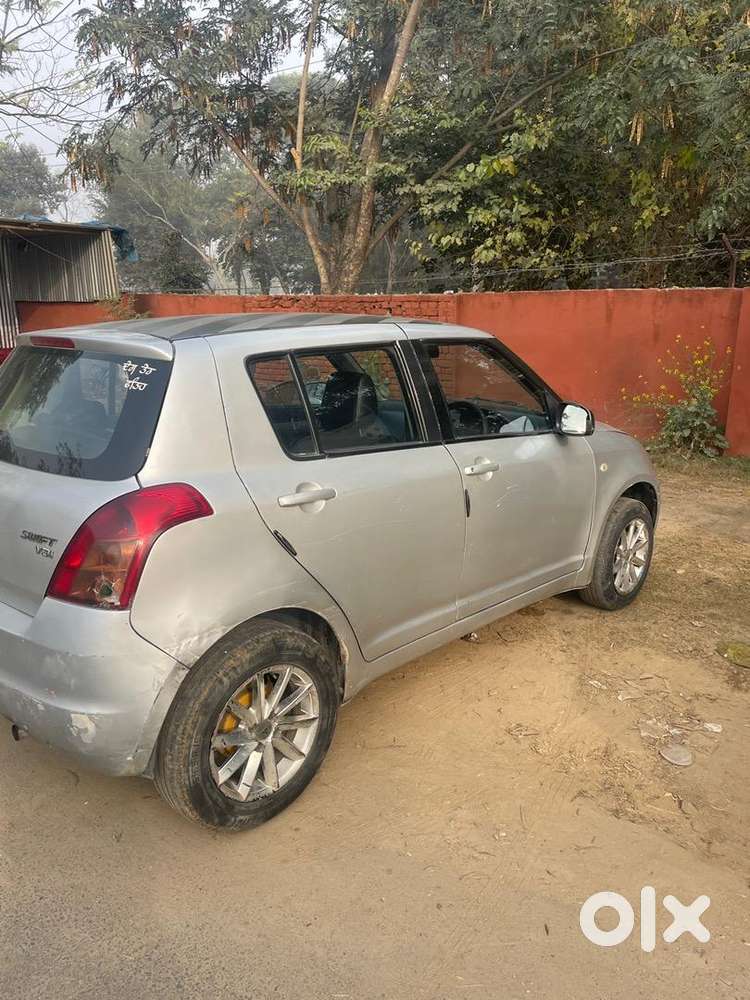 Maruti Suzuki Swift 2009 Diesel 114736 Km Driven