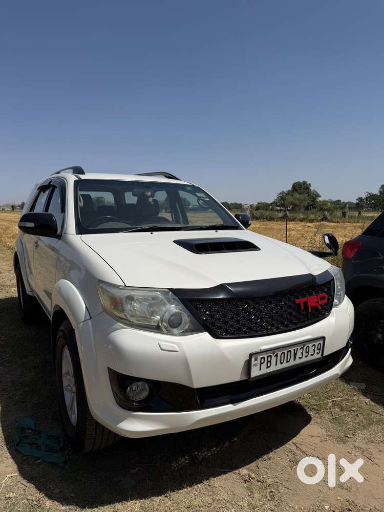 Toyota Fortuner 2011-2016 4x2 At, 2013, Diesel