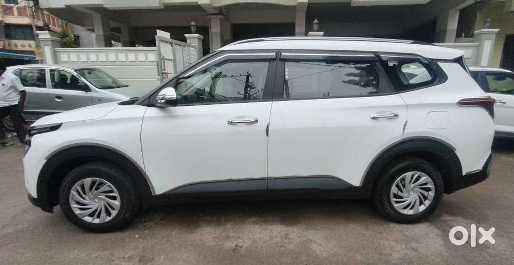 Kia Carens 1.5 Prestige Plus 7 Str Imt, 2024, Petrol