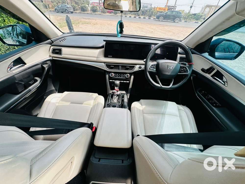Mahindra Xuv700