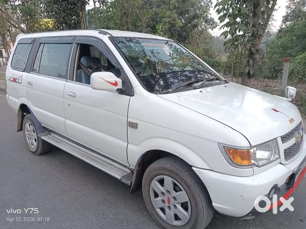 Chevrolet Tavera 2015 Diesel Well Maintained