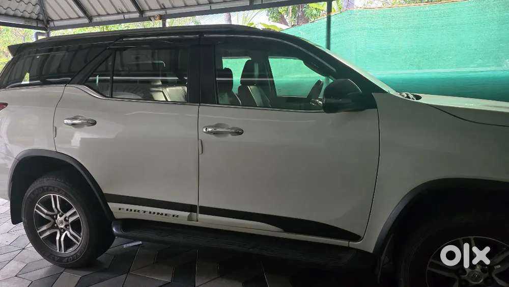 Excellent Condition. No Clams.