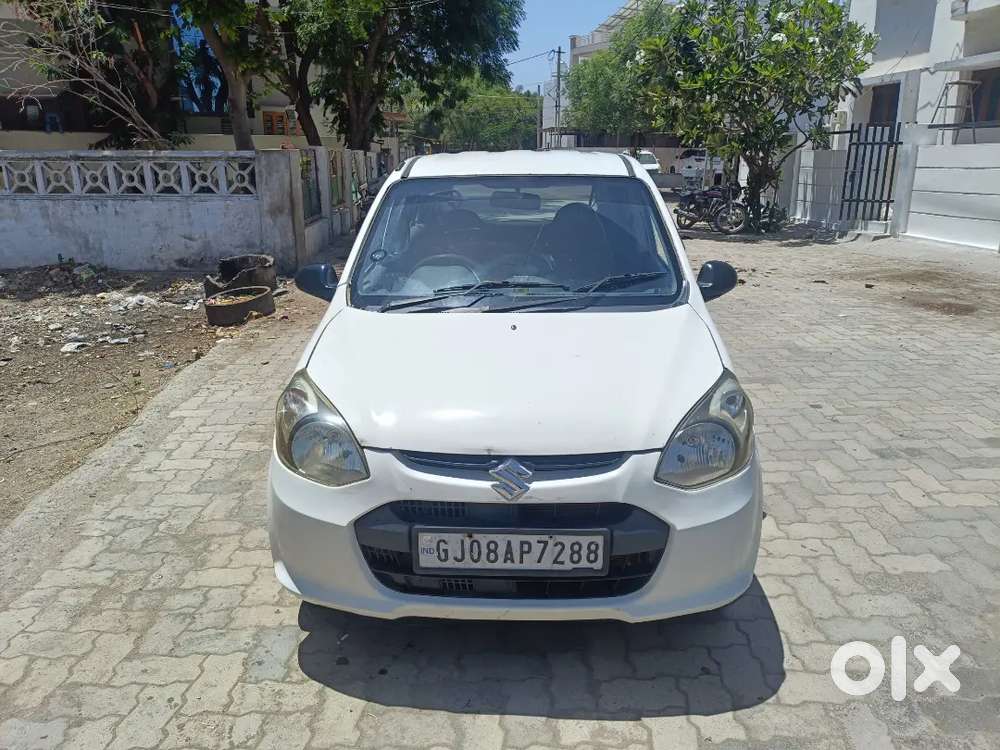 White Alto Good Condition With 60% Tyre New Battery