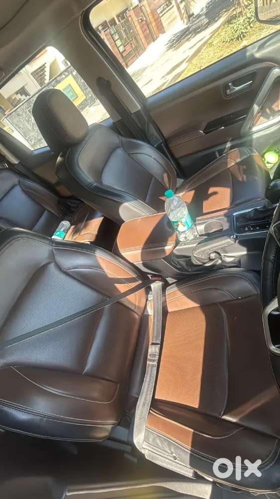 Scorpio N Z8 At Single Hand Driven