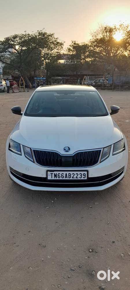 Skoda Octavia 1.8 Tsi At Style, 2019, Petrol