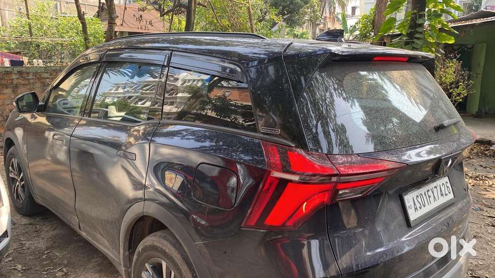 Mahindra Xuv700 2024 Diesel 85000 Km Driven