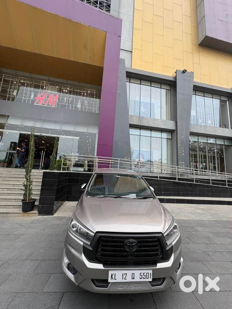 Toyota Innova Crysta 2019 Diesel 120000 Km Driven