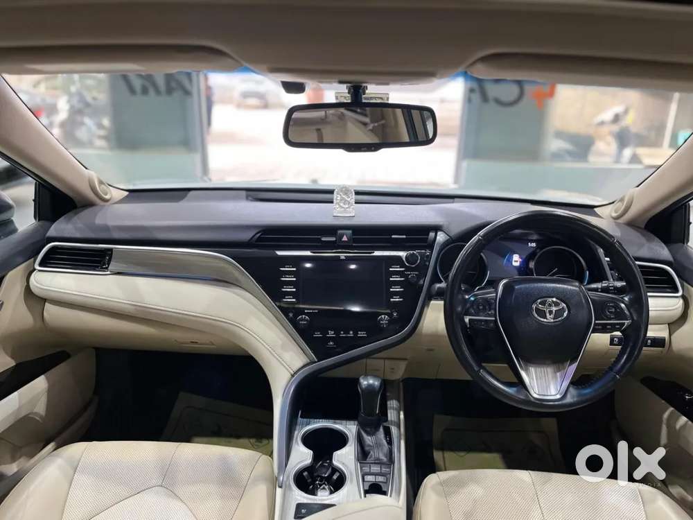 Toyota Camry Hybrid, 2020, Petrol