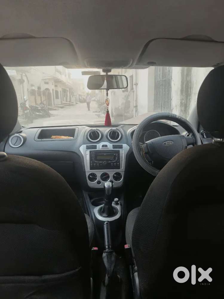 Ford Figo Diesel Zxi 2014 Car