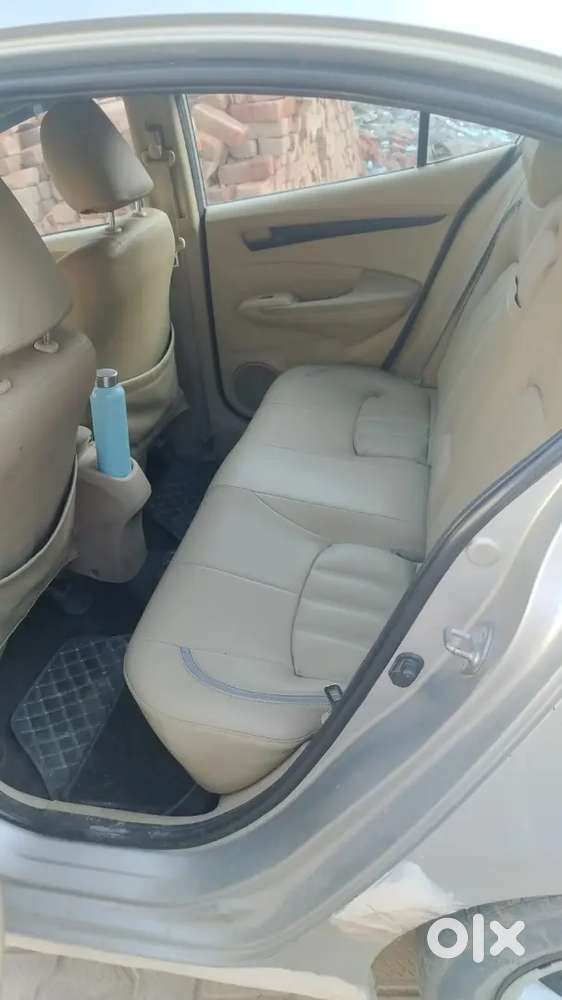 Honda City 1.5 Zx 2011  Hai 2031 Tak Vailid Hai