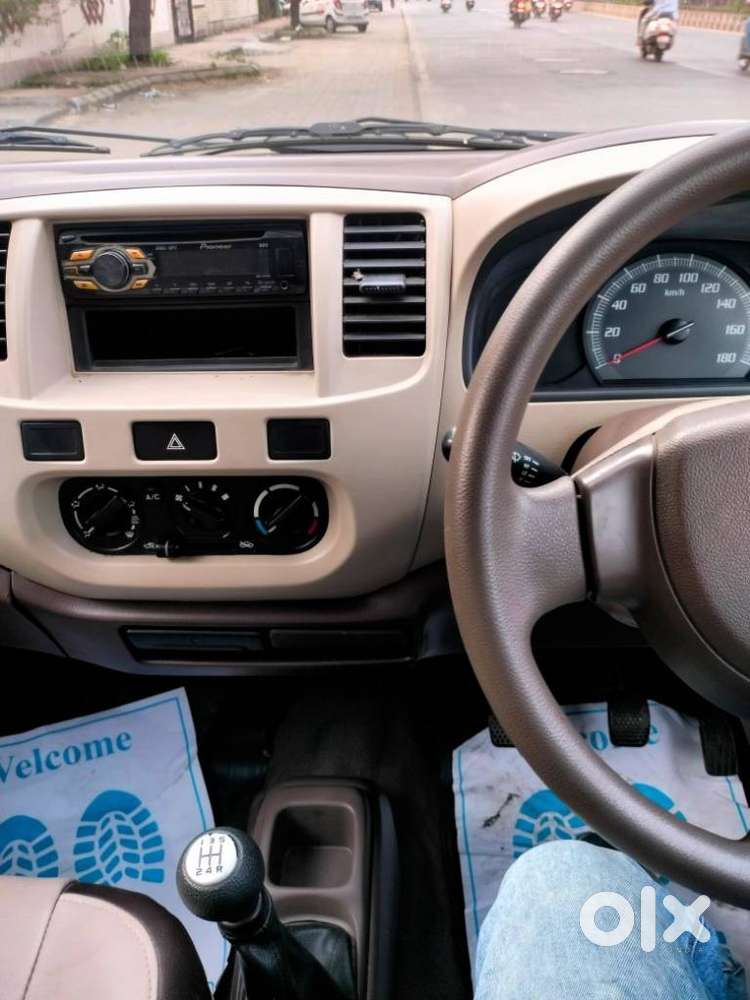 Maruti Suzuki Zen Estilo Lxi Bs Iv, 2011, Petrol