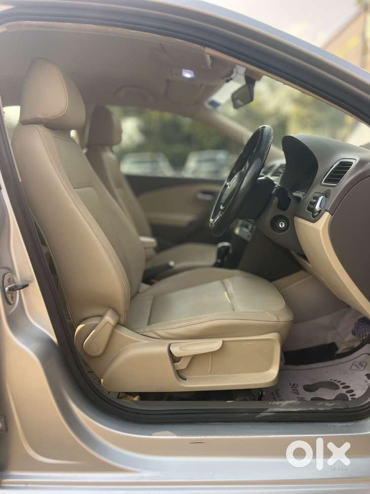 Volkswagen Vento 1.2 Tsi Highline Plus At, 2016, Petrol