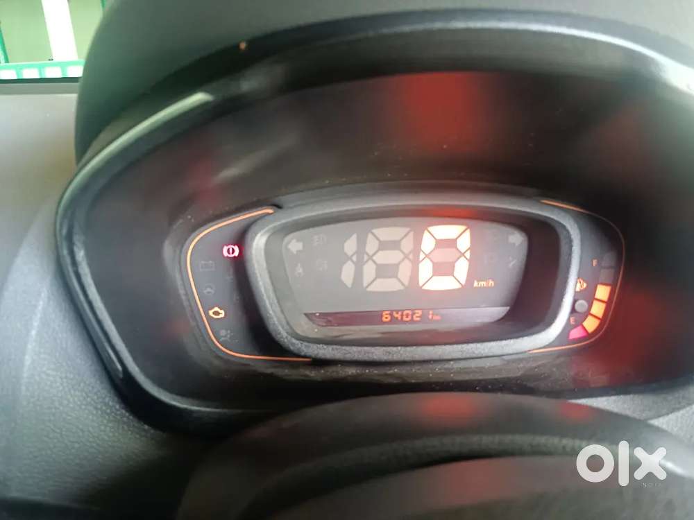 Renault Kwid 2016 Petrol 64000 Km Driven