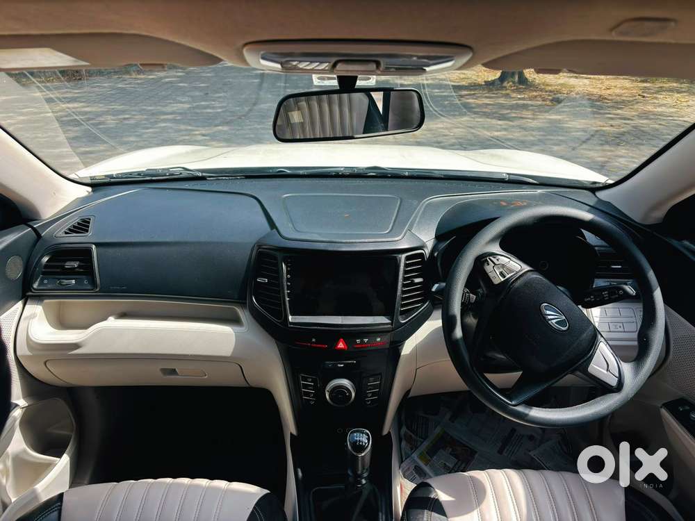 Mahindra Xuv300 W8 Option Diesel, 2022, Diesel
