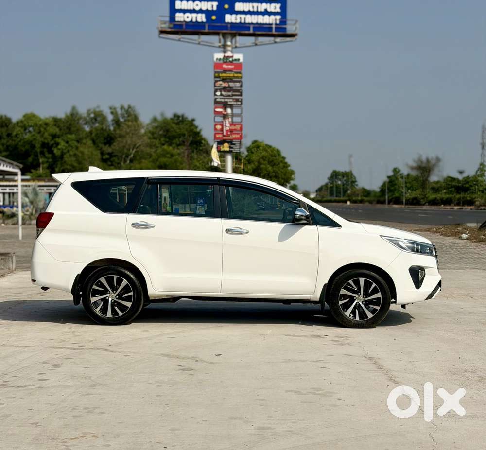 Toyota Innova Crysta [2020-ongoing] 2.4 Zx At 7 Str, 2022, Diesel
