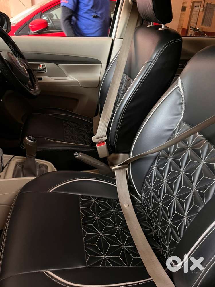 Maruti Ertiga Vxi 2025