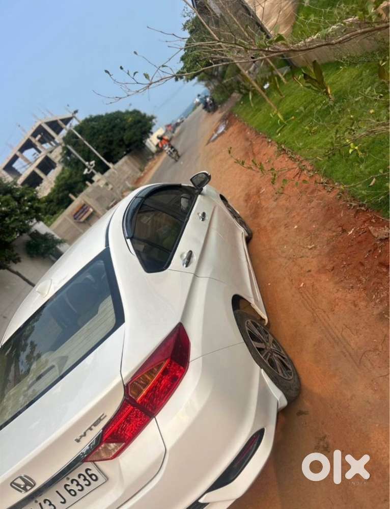 Honda City V Mt 2018 Top End Model