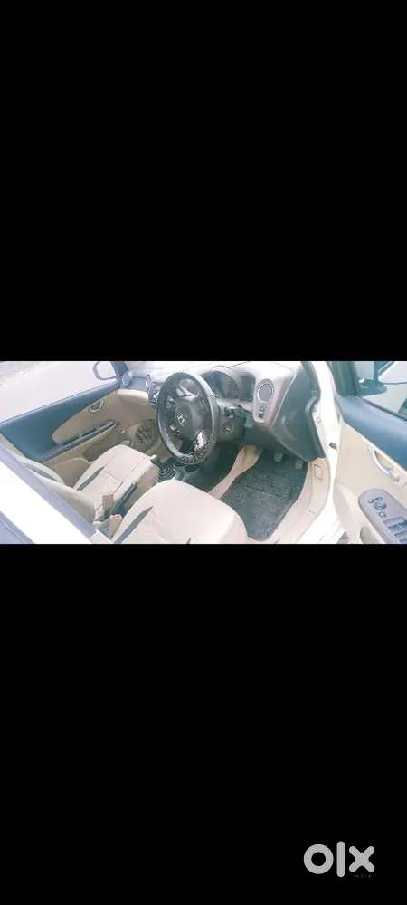 Honda Amaze 2013 Diesel 105000 Km Driven