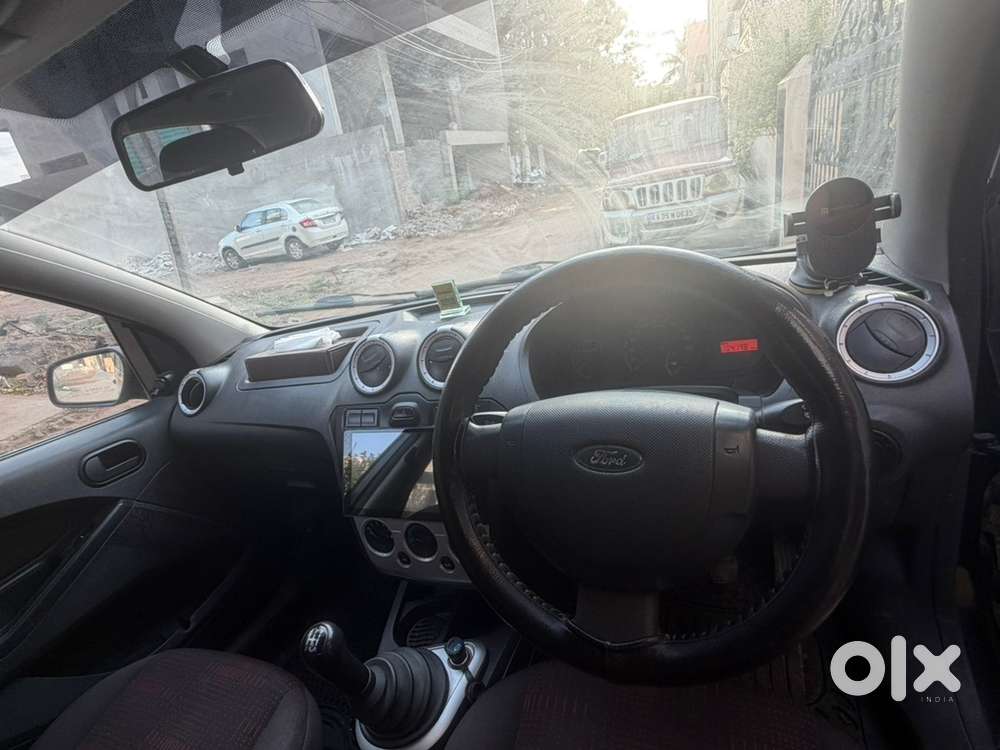 Ford Figo Petrol 2011