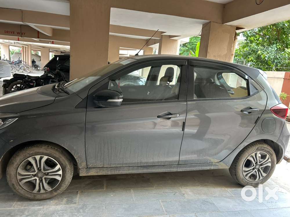 Tata Tiago 2024 Petrol