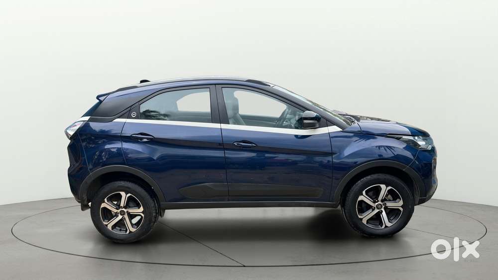 Tata Nexon Xz Plus Luxs, 2023, Petrol