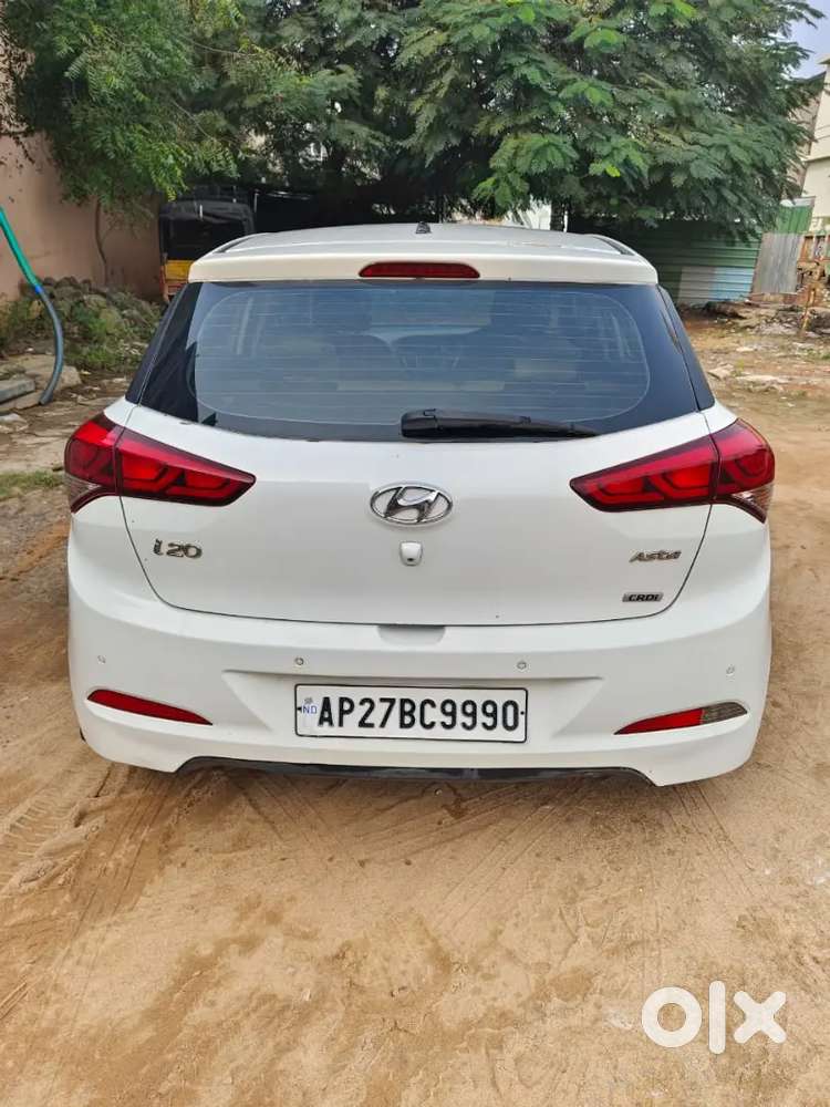 Hyundai I20 2015 Diesel 140491 Km Driven