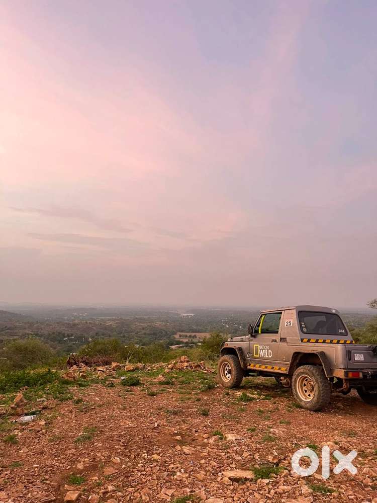 It Is A Rally Prepared Vehicle With Roll Cage And Hardtop .